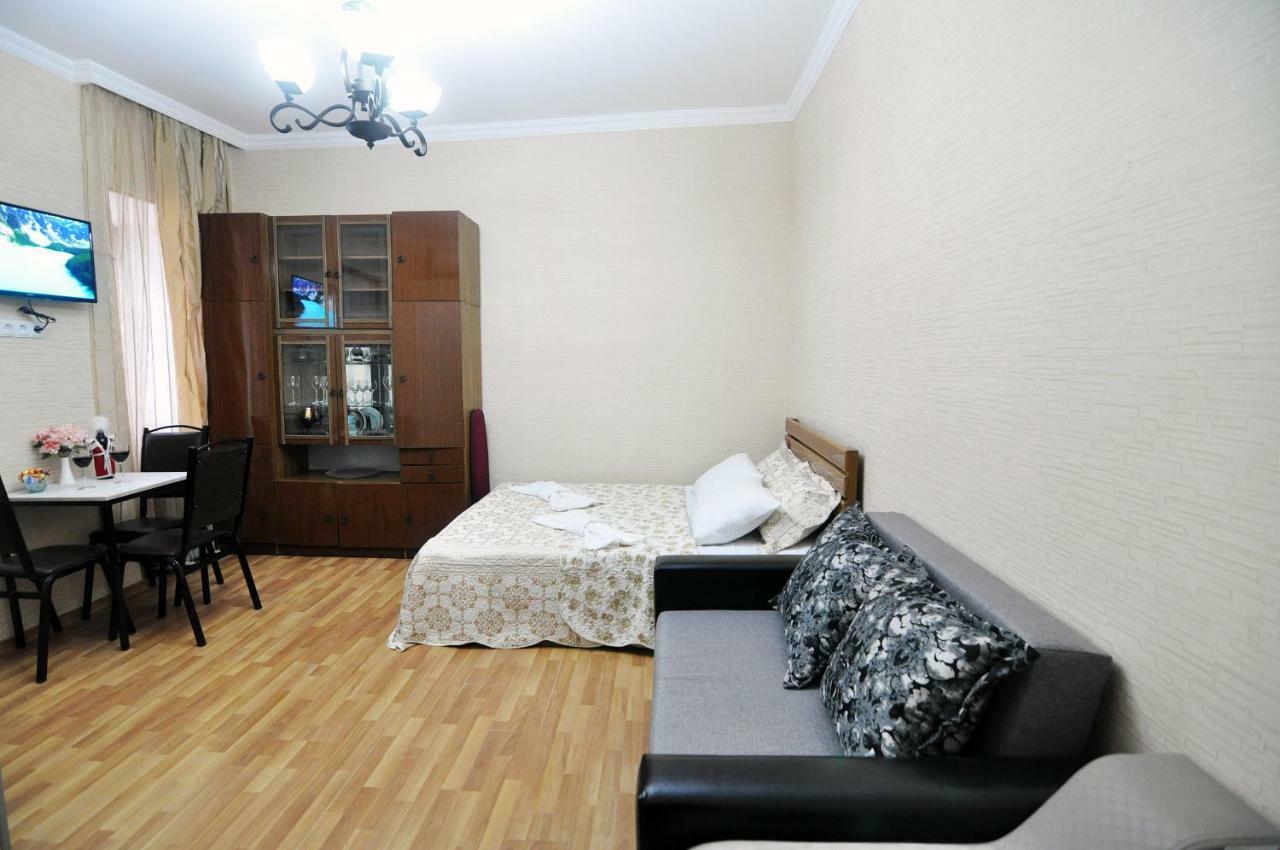 Apartment Albatross Tbilisi Eksteriør bilde